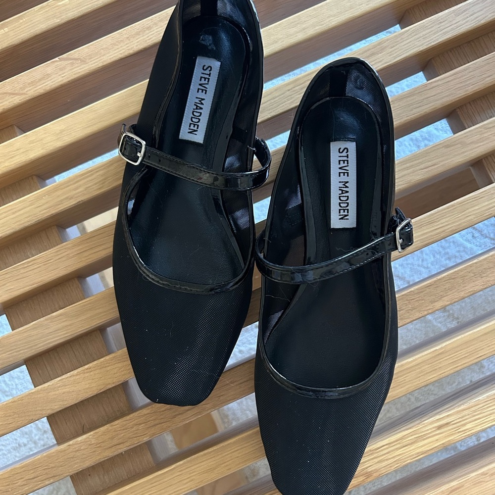 Steve Madden Black Mary Jane Mesh Flats size 7